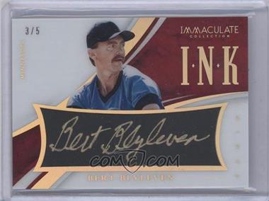 2015 Panini Immaculate Collection - Immaculate Ink - Holo Gold #54 - Bert Blyleven /5