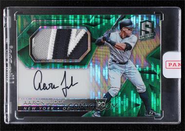 2017 Panini Chronicles - Spectra Rookie Jersey Autographs - Green #7 - Aaron Judge /5 [Uncirculated]