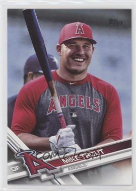 2017 Topps - [Base] #20.3 - SP - Update Variation - Mike Trout (Holding Bat)