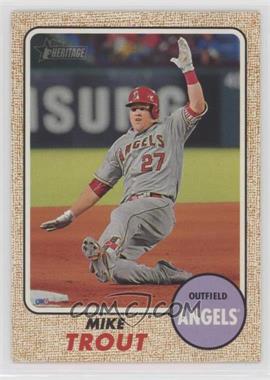 2017 Topps Heritage - [Base] #450.2 - SP - Action Variation - Mike Trout