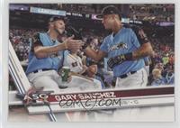 Short Print Variation - Gary Sanchez (Greeting Teammate)