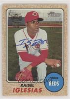 Raisel Iglesias (2017 Topps Heritage High Number) #/33