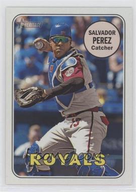 2018 Topps Heritage - [Base] #101.2 - SP - Throwback Variation - Salvador Perez (Catching Gear)
