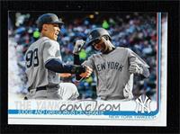 Checklist - The Yankees Win! (Judge and Gregorius Celebrate) [EX to N…