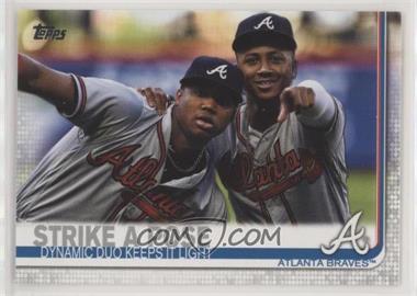 2019 Topps - [Base] #508 - Checklist - Strike a Pose (Dynamic Duo Keeps it Light)