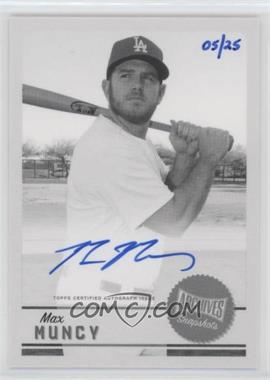 2019 Topps Archives Snapshots - Autographs - Black & White #AS-MMU - Max Muncy /25