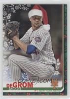 SP Variation - Jacob deGrom (Santa Hat)