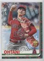 SP Variation - Shohei Ohtani (Stocking Under Left Arm)