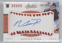 Rookie Baseball Material Signatures - Mauricio Dubon #/149