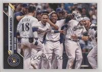 Milwaukee Brewers #/69