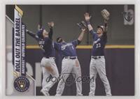 Checklist - Roll Out The Barrel (Brewers Outfield Celebrates) #/99