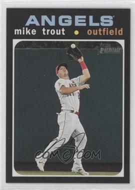 2020 Topps Heritage - [Base] #466.2 - Action Variation - Mike Trout