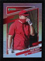 Variation - Mike Trout (Standing by Batting Cage) #/304