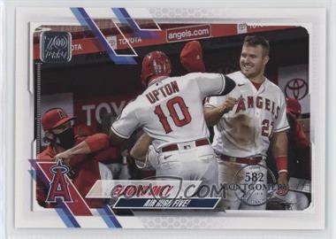 2021 Topps - [Base] - 582 Montgomery Club #166 - Checklist - Elbows Only (Air High Five!)