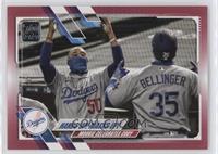 Checklist - Hands Up! Masks Up! (Mookie Celebrates Cody) #/50