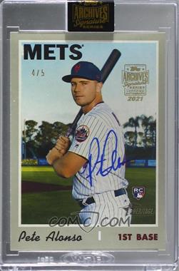2021 Topps Archives Signature Series - Active Player Edition Buybacks #19THHN-519 - Pete Alonso (2019 Topps Heritage High Number) /5 [Buyback]