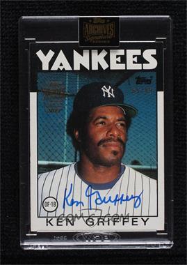 2022 Topps Archives Signature Series - Retired Player Edition Buybacks #86T-40 - Ken Griffey (1986 Topps) /99 [Buyback]