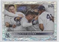 Checklist - Walk-Off Water (Yankees Celebrate Key Walk-Off) #/390