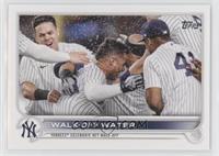 Checklist - Walk-Off Water (Yankees Celebrate Key Walk-Off)