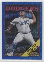 Julio Urías #/150