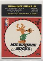 Milwaukee Bucks Team (Red)