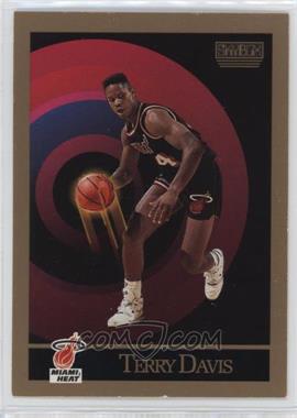 1990-91 Skybox - [Base] #144 - Terry Davis