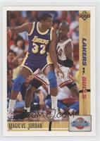 Magic Johnson, Michael Jordan [EX to NM]