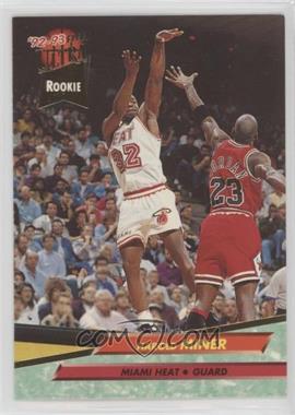 1992-93 Fleer Ultra - [Base] #293 - Harold Miner (Guarded by Michael Jordan) [EX to NM]