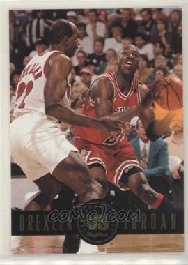 1993-94 Skybox Premium - Showdown Series #SS11 - Clyde Drexler, Michael Jordan