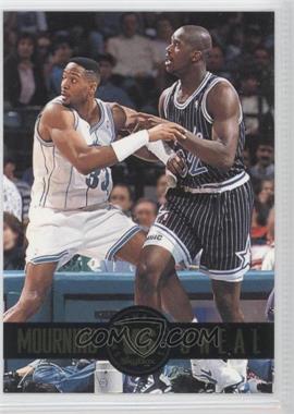 1993-94 Skybox Premium - Showdown Series #SS3 - Alonzo Mourning, Shaquille O'Neal