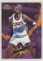 Tyrone Hill [EX to NM]