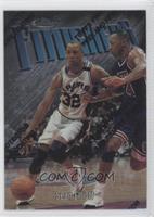 Uncommon - Silver - Sean Elliott