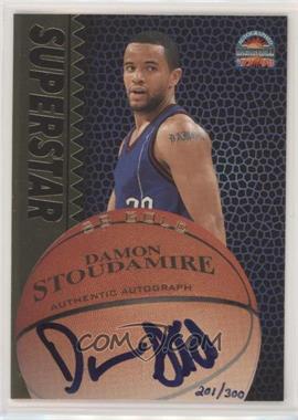 1997 Score Board Autographed Basketball - Signatures - Gold #_DAST - Damon Stoudamire /300