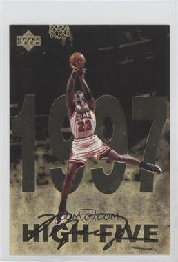 1998 Upper Deck Gatorade Michael Jordan - [Base] #12 - High Five (1997)