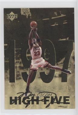 1998 Upper Deck Gatorade Michael Jordan - [Base] #12 - High Five (1997)