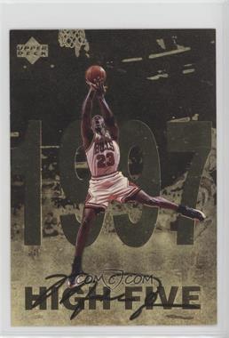 1998 Upper Deck Gatorade Michael Jordan - [Base] #12 - High Five (1997)