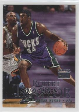 1999-00 Skybox Premium - [Base] #10 - Robert Traylor