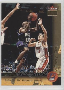 2000-01 Fleer Premium - [Base] #79 - Tony Delk