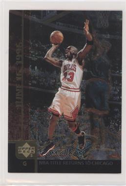 2000 Upper Deck Gatorade Michael Jordan - [Base] #MJ4 - Michael Jordan [EX to NM]