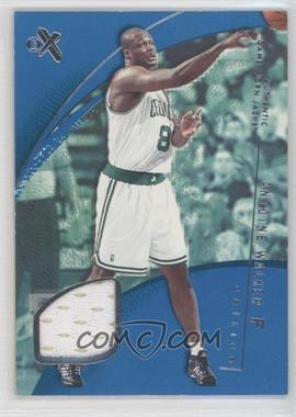 2001-02 EX - [Base] - Essential Credentials Future Memorabilia #5 - Antoine Walker