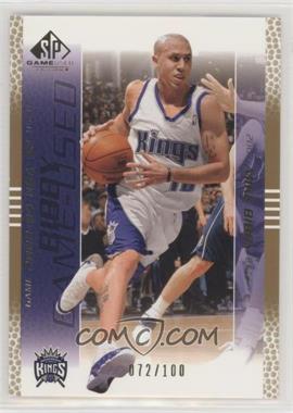 2003-04 SP Game Used - [Base] - Gold #76 - Mike Bibby /100