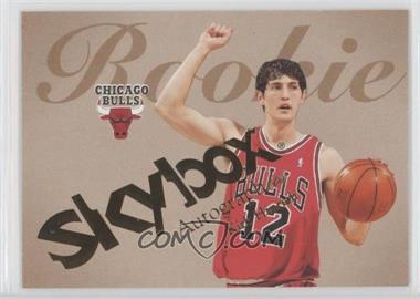 2003-04 Skybox Autographics - [Base] #74 - Kirk Hinrich /1500