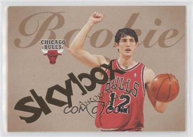 2003-04 Skybox Autographics - [Base] #74 - Kirk Hinrich /1500