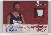 Rookie Autograph Patch - Derrick Byars [Noted] #/25