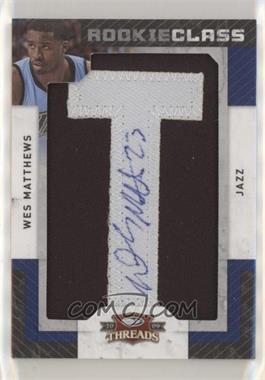 2009-10 Panini Season Update - Threads Update Rookie Class Letter Patch Signatures #138 - Wes Matthews /720