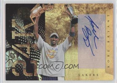 2010-11 Panini Gold Standard - 24K Kobe - Signatures #14 - Kobe Bryant /49