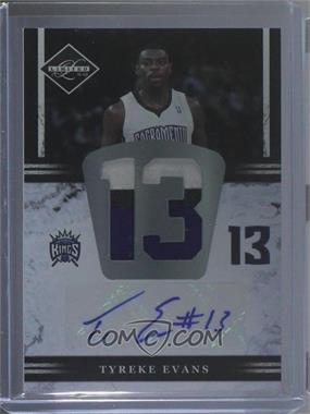 2011-12 Panini Limited - Jumbo Materials Jersey Number Signatures - Prime #8 - Tyreke Evans /25