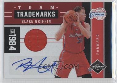 2011-12 Panini Limited - Team Trademarks Materials Signatures #15 - Blake Griffin /25