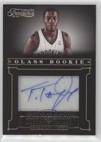 Glass Rookie Autographs - Tyshawn Taylor #/10