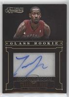 Glass Rookie Autographs - Terrence Ross #/499